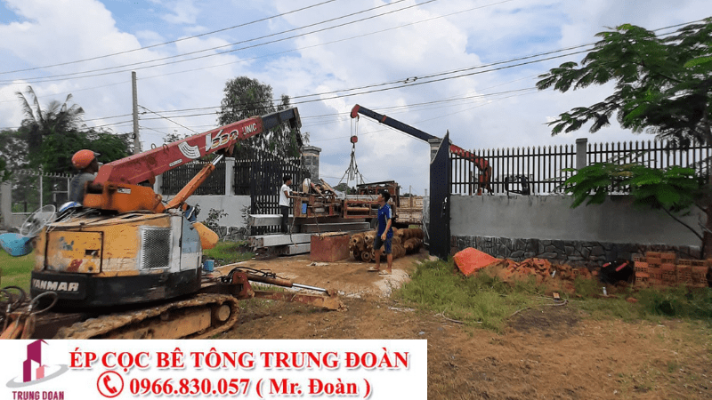 Ép cọc dãy nhà trọ tại xã Phước Tân 