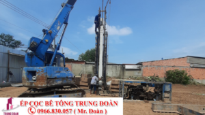 Ép cọc bê tông xã Tân Bửu huyện Bến Lức